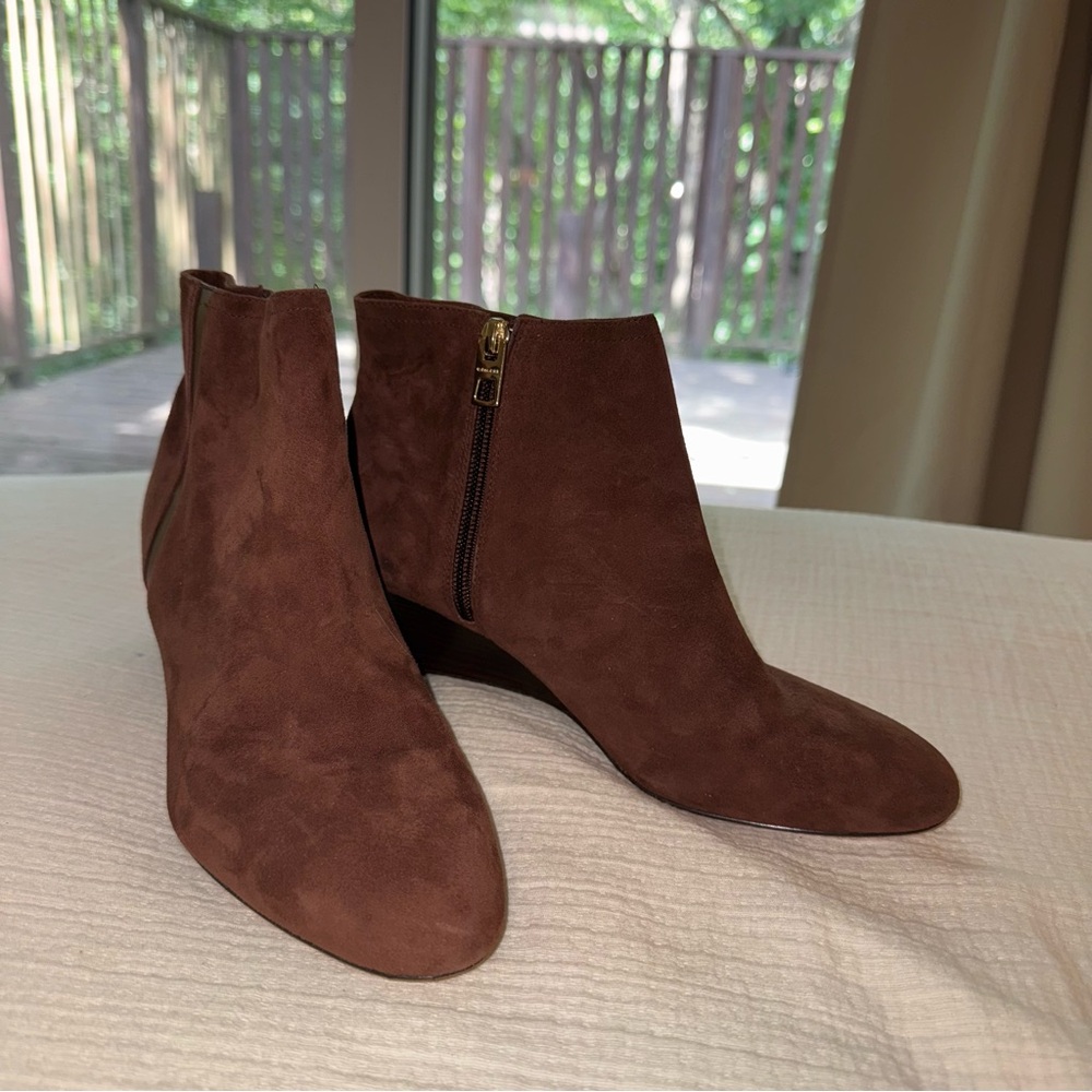 COACH Size 8.5 Maya brown Suede Ankle Wedge Boots 2” heel